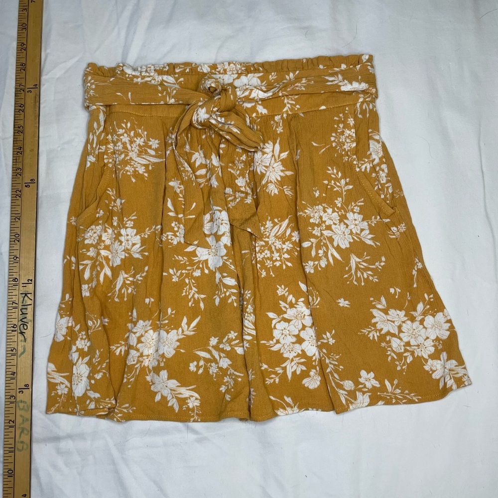 Yellow skirt. Summer, fall, spring.